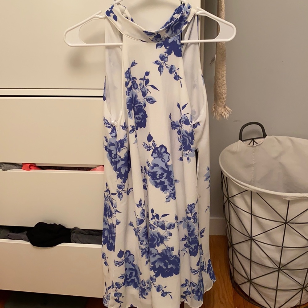 New with tags, floral dress